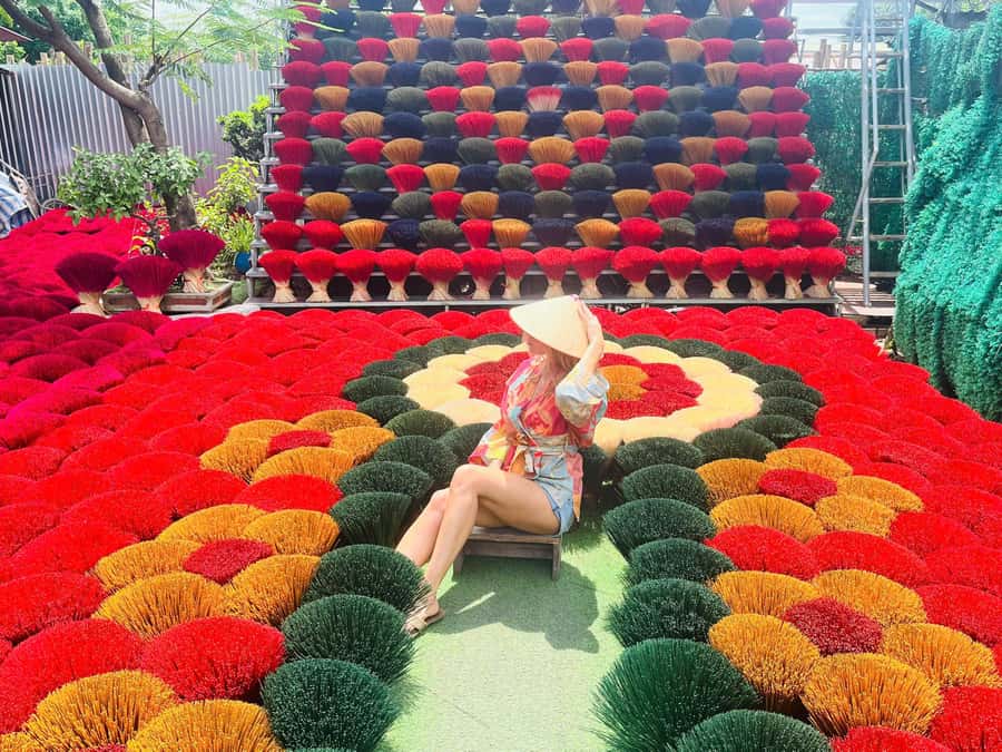 Hanoi: Incense Village, Hat, Lacquer Tour & City Highlights - The full-day version adds lacquer and lunch