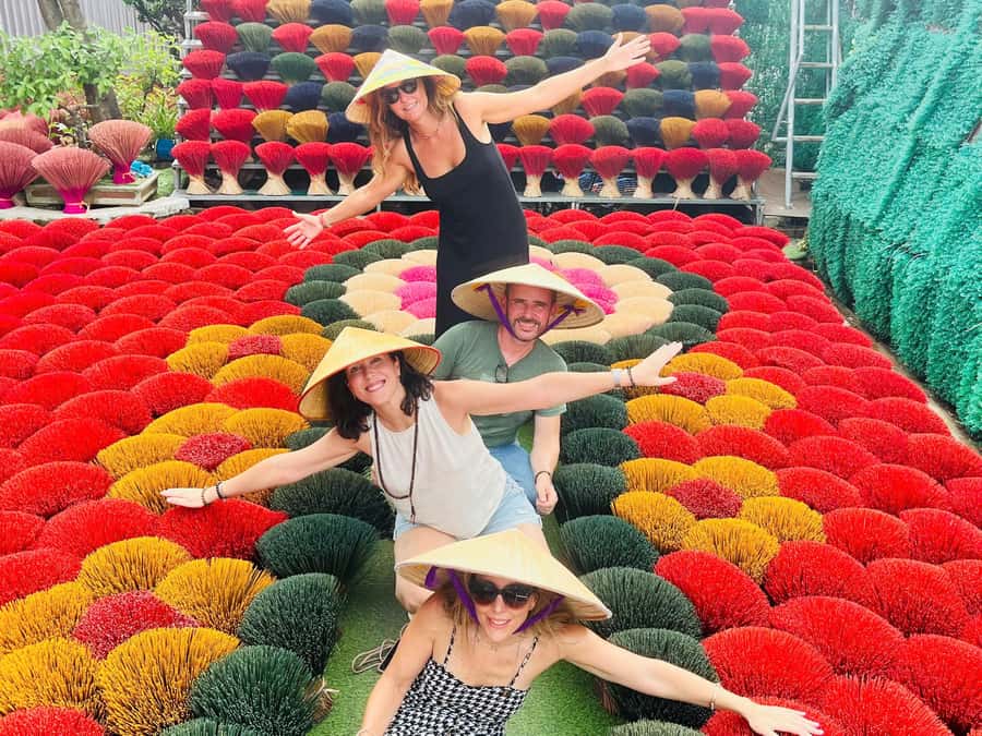 Hanoi: Incense Village, Hat, Lacquer Tour & City Highlights - The half-day craft route: hat first, incense second