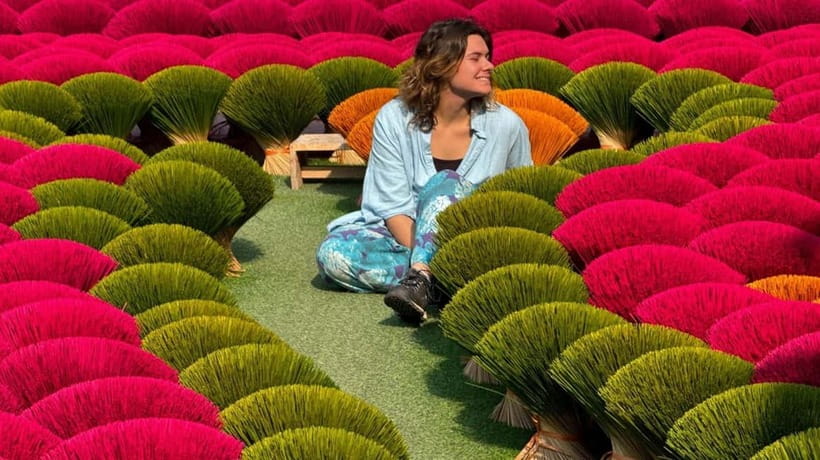 Hanoi Incense Village Tour & Traditional Crafts All Included - Chuong Village and the art of the nón lá