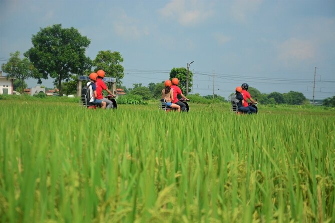 Hanoi Jeep Food Tour Led By Women - Why an evening jeep ride suits Hanoi