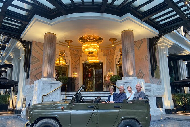 Hanoi Jeep Tour: City Highlights, Train St & Hidden Gems - Ho Chi Minh Mausoleum and the government quarter