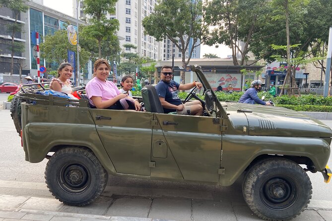 Hanoi Jeep Tour: City Highlights, Train St & Hidden Gems - Tao Sach Pagoda and a quieter religious pause