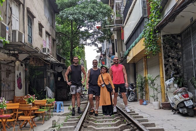 Hanoi Jeep Tours Led By Women: City & Red River Half Day - What the guide adds to the experience