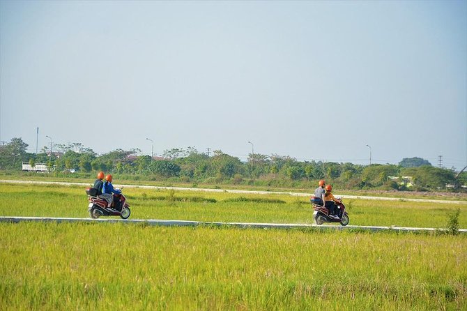 Hanoi Motorbike Food Tours: Hanoi Motorbike Tours Led By Women - West Lake and Ho Truc Bach
