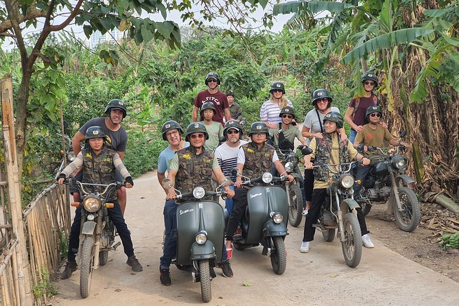 Hanoi Motorbike Tour: Food, Culture and Fun by Vintage Motorbike - What the ride feels like in Hanoi traffic
