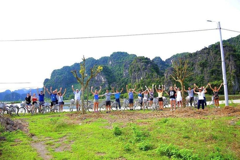 Hanoi/Ninh Binh: 1-Day Tam Coc/Trang An, Hoa Lu & Mua Caves - Choosing between Tam Coc and Trang An by boat