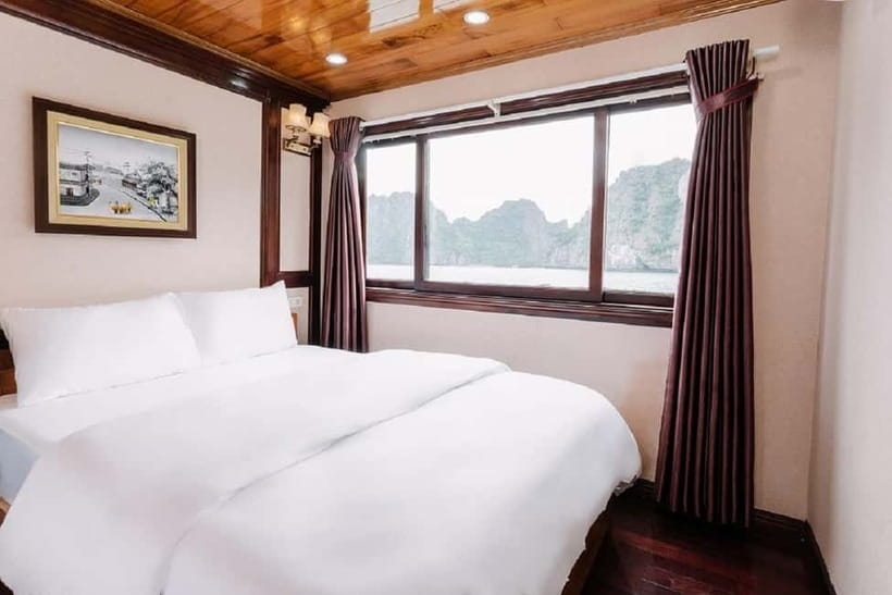 Hanoi/Ninh Binh: 2-Day Lan Ha Bay & Cat Ba with Small Cruise - Boarding the small cruise and settling into the cabin