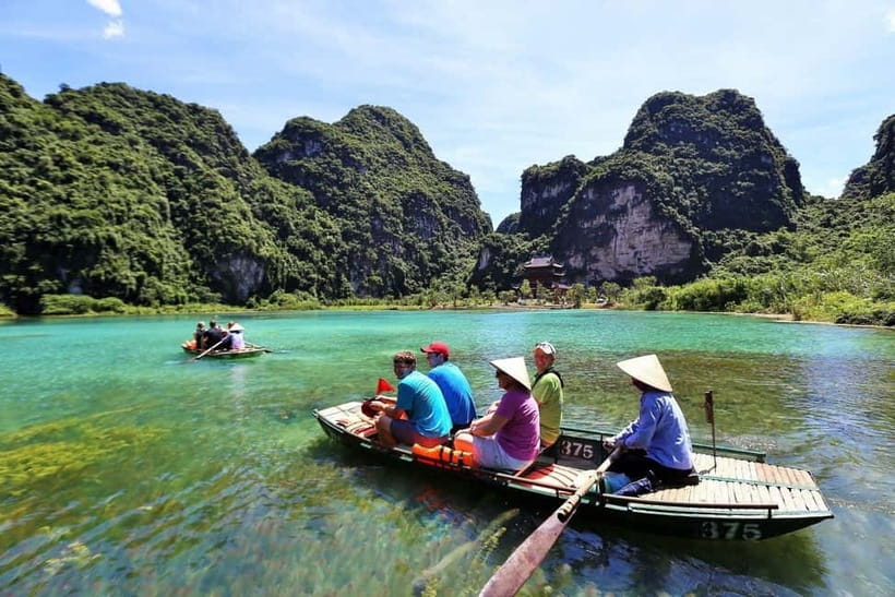Hanoi: Ninh Binh, Bai Dinh/Hoa Lu, Trang An, & Mua Cave Tour - Hanoi pickup and the ride south