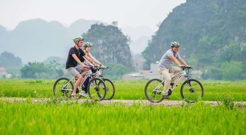 Hanoi: Ninh Binh, Bai Dinh/Hoa Lu, Trang An, & Mua Cave Tour - What the guides add to the day