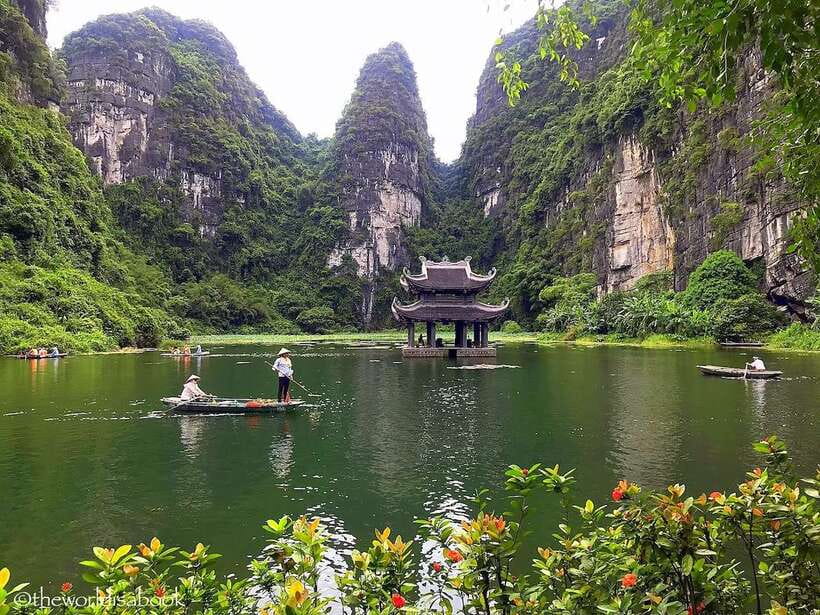 Hanoi: Ninh Binh, Bai Dinh/Hoa Lu, Trang An, & Mua Cave Tour - Choose between Bai Dinh and Hoa Lu