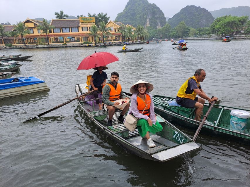 Hanoi: Ninh Binh, Hoa Lu, Tam Coc and Mua Cave Day Trip - The return to Hanoi