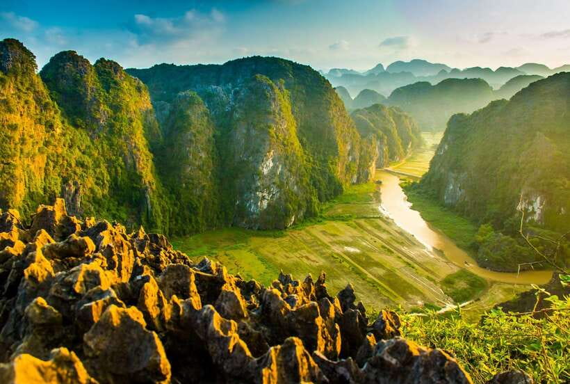 Hanoi: Ninh Binh, Trang An, Mua Cave and Bai Dinh Pagoda - Bai Dinh Pagoda and the extra electric-car fee