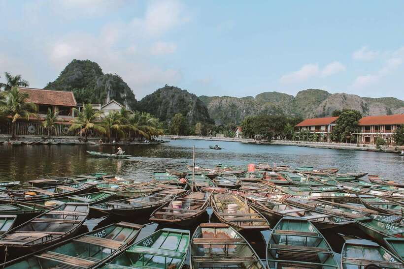 Hanoi:Ninh Binh-Trang An-Mua Cave-Hoa Lu&Cycling BEST SELLER - The Trang An boat ride through caves