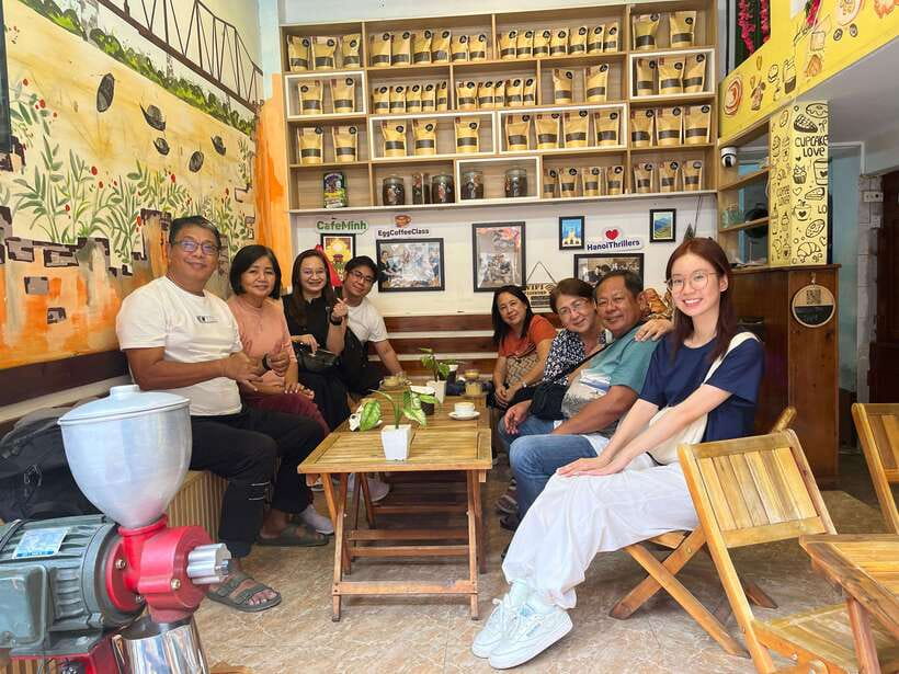 Hanoi: Old Quarter Street Food Tour with 12+ Tastings - What you actually eat in the Old Quarter