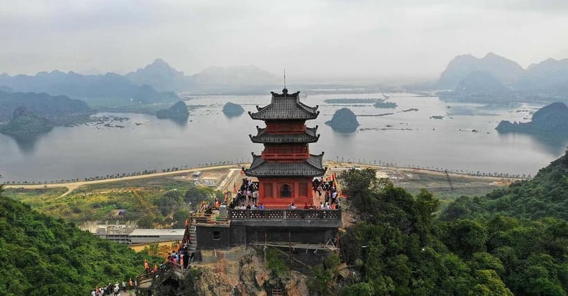 Hanoi: Perfume Pagoda Day Tour with Boat Ride & Cave Visit - What the $46 price really covers