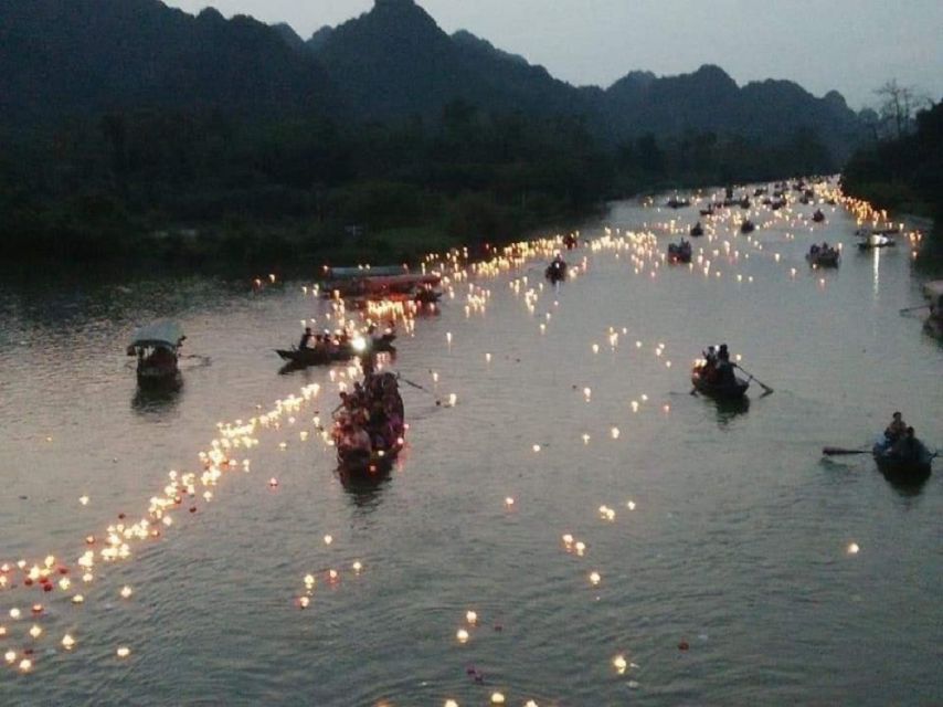 Hanoi: Perfume Pagoda - Yen Stream Boat Ride, Lunch & Cave - Crowds, vendors, and the best time to go