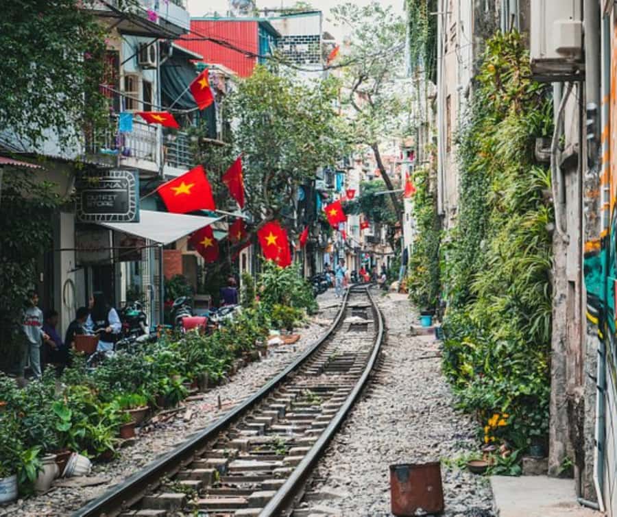 Hanoi: Private Half-day City Highlights and Hidden Gems Tour - Ho Chi Minh Mausoleum and Ba Dinh Square