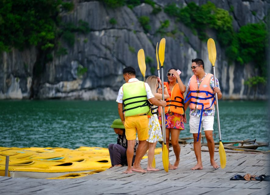 Hanoi: Roundtrip Halong Bay Islands, Caves, Kayaking & Lunch - What the $44 Ha Long Bay trip really includes