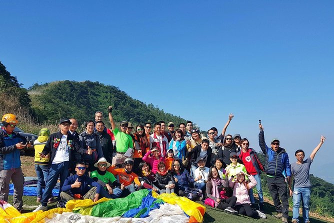 Hanoi Sky Tour: Paragliding - Meeting in Hanoi and driving to the launch site
