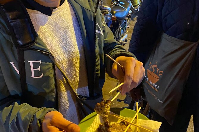 Hanoi Street Eats And Bites - Starting near Hoan Kiem Lake at 4:30 pm