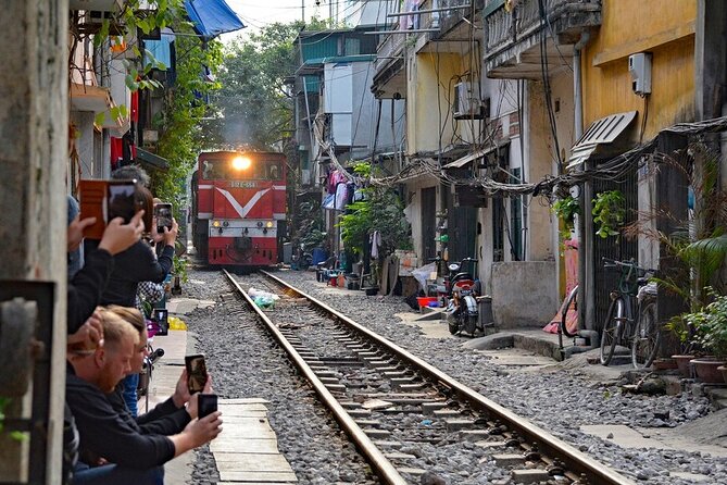 Hanoi Street Food Adventure: Train Street & Local Delights - Starting at 41 P. Lương Văn Can
