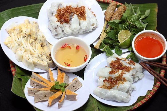 Hanoi Street Food Experience by Walking - What a private tour changes