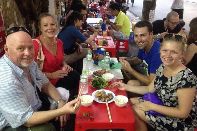 Hanoi Street Food: Small Group Walking Tour with Real Foodie - Starting at 47 Hang Bong Street