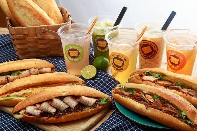 Hanoi Street Food: Small Group Walking Tour with Real Foodie - Bun cha, pho, and the first serious meal