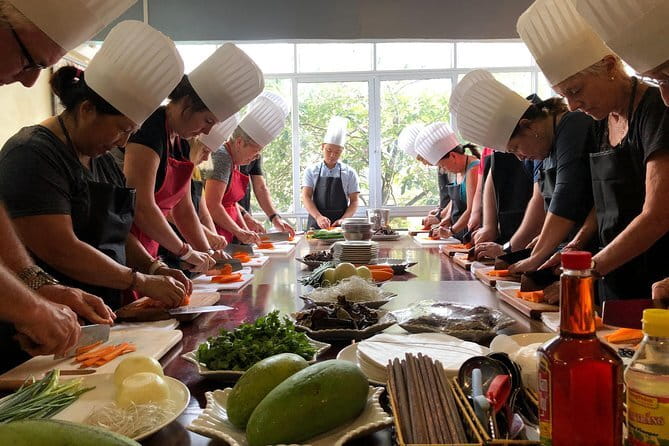 Hanoi Tea Workshop: Specialty Fresh Lotus Tea from West Lake - Who will enjoy this Hanoi tea workshop