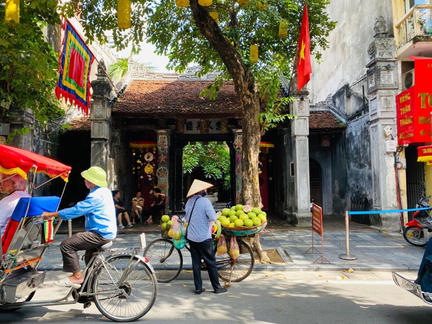 Hanoi: The Hidden Old Quarter Experience - Crossing toward Long Bien Bridge