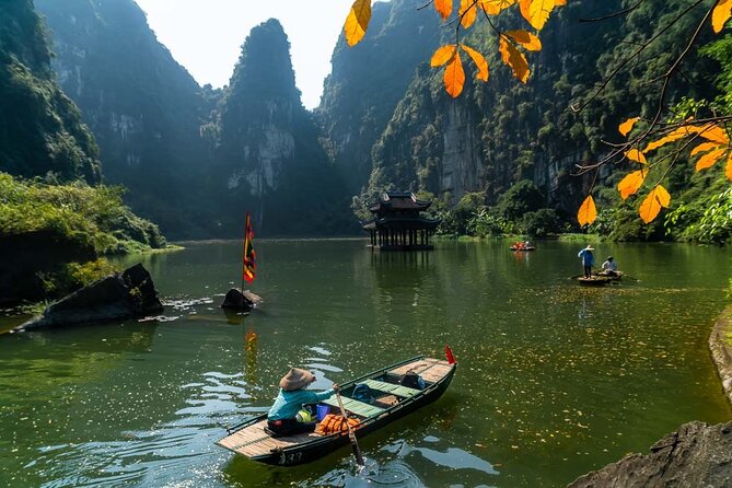 Hanoi to Ninh Binh Day Trip: Mua Cave, Trang An Boat Ride - Lunch - Key points at a glance
