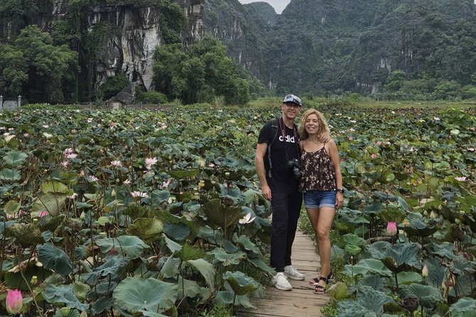 Hanoi to Ninh Binh Day Trip: Mua Cave, Trang An Boat Ride - Lunch - Guides and the feel of the day