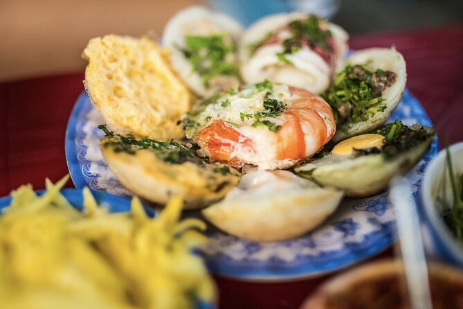 Hanoi Vegan Street Food Tour and Train Street - What You Actually Get for $35
