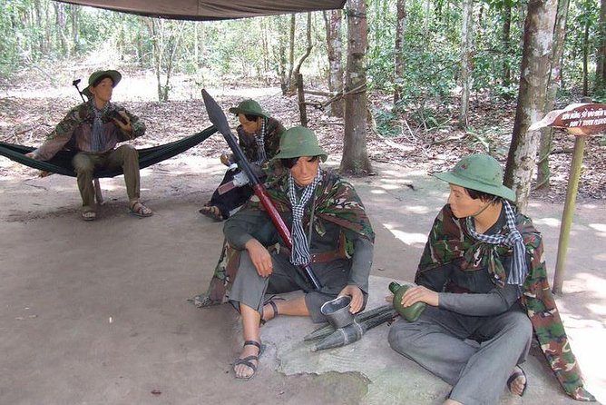 HCM: Cu Chi Tunnels-Tapioca Small Group Tour Morning or Afternoon - The documentary and the historical presentation