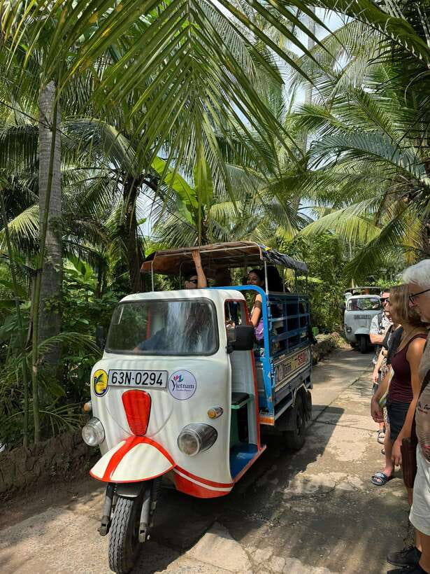 HCM: Mekong Delta Islands Boat & Tuk-Tuk Tour with Tastings - Cruising past the Mekong’s four islands