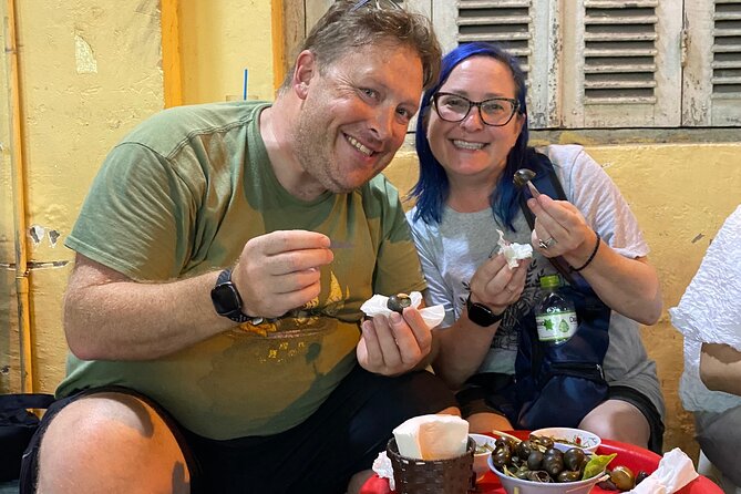 [Hi-end] Private Hanoi Street Food Tour With Real Foodie - Hoan Kiem Lake gives the route a clear center