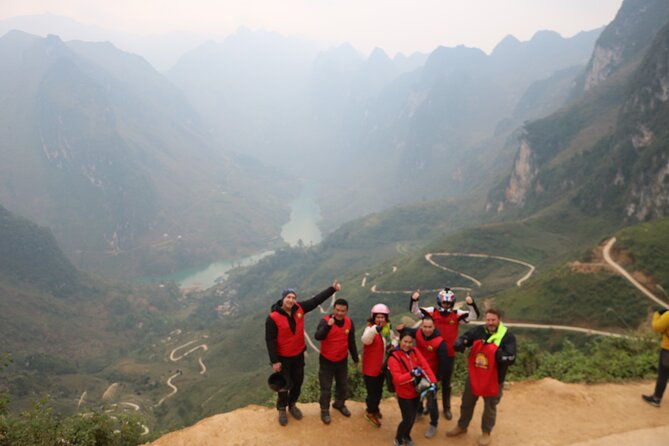 High Quality Small Group With Easy Riders 3 Day + Private Room - What is included for $265