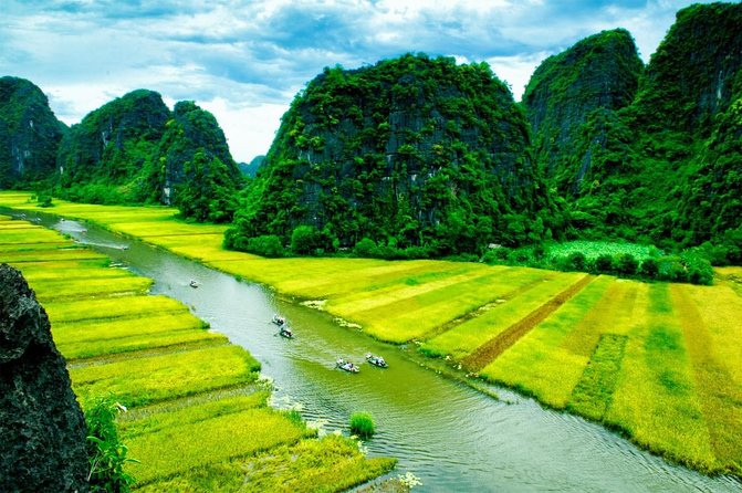 Highlight Ninh Binh Full Day Tour Tam Coc Boat, Mua Cave, Hoa Lu - Quick reasons to consider this Ninh Binh day trip