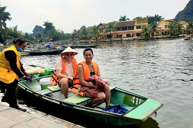 Highlight Ninh Binh Full Day Tour Tam Coc Boat, Mua Cave, Hoa Lu - How the guides shape the experience