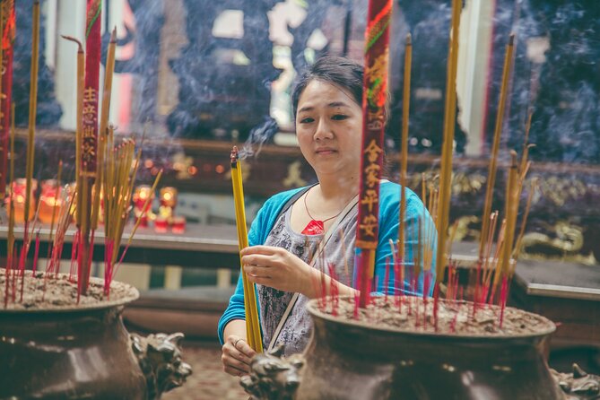 Ho Chi Minh City Motorbike Tour with Student | Saigon Adventure - Choosing between sightseeing and food