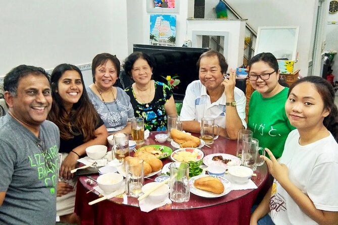 Ho Chi Minh City private walking tours with young local volunteers - District 3: cafés, secrets, and wartime stories