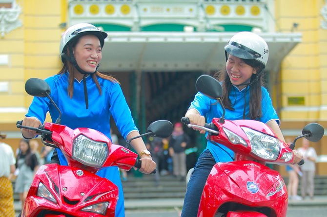 Ho Chi Minh City Tour by Motorbike with Female Riders | KissTour - Thien Hau Temple in Chinatown