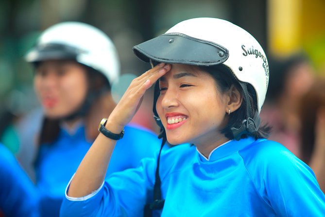Ho Chi Minh City Tour by Motorbike with Female Riders | KissTour - Safety, clothing, and comfort on the scooter