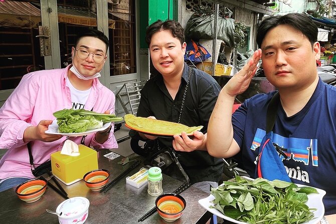 Ho Chi Minh/Saigon Zero Tourist Food Tour - Friendly guides make the private format work