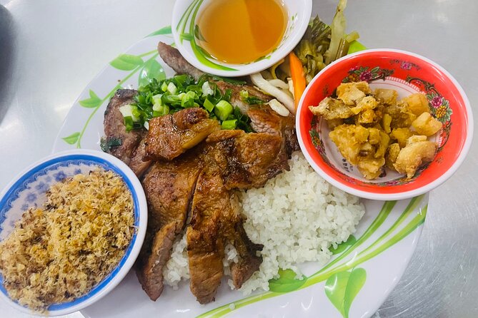 Ho Chi Minh/Saigon Zero Tourist Food Tour - Seven to eight dishes, not just another bowl of pho