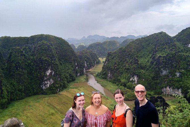 Hoa Lu - Mua Cave - Tam Coc/Trang An - DELUXE Small Group Tour - The early Hanoi pickup and ride south