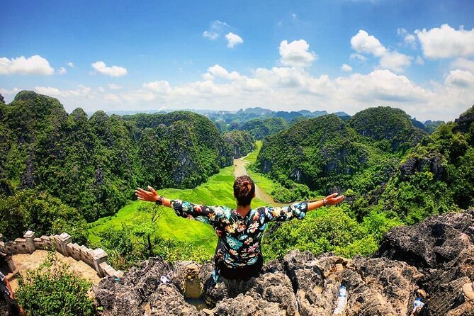 HOA LU -TRANG AN -MUA CAVE Full Day Including Boat Entrance Fees and Lunch - Biking, Bich Dong, and the final afternoon