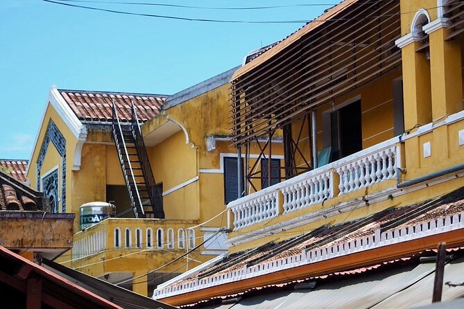 Hoi An Ancient Town Walking Tour with a Local - The guides are a major part of the value