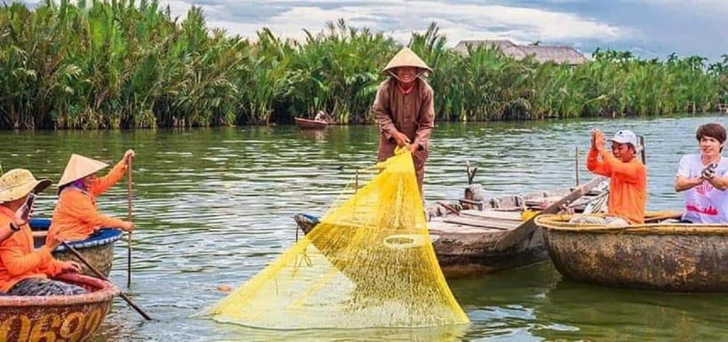 Hoi An: Coconut Basket Boat Ride by Hangcoconut - Photos, weather, and what to bring