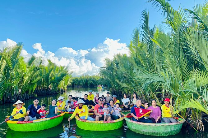Hoi an Coconut Boat & Hoi an Ancient Town(Option Marble Mountain) - Who should book this experience?